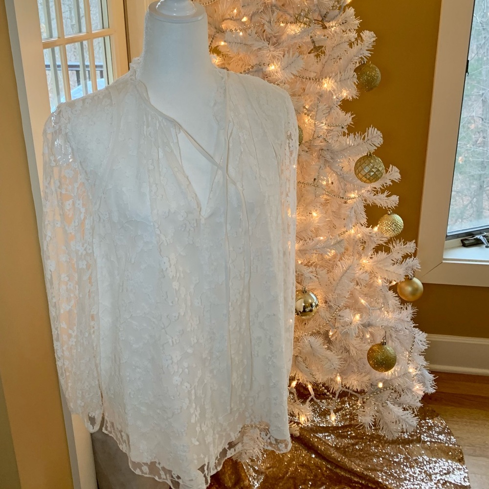 Chloe Blouse NWT - Picture 11 of 16